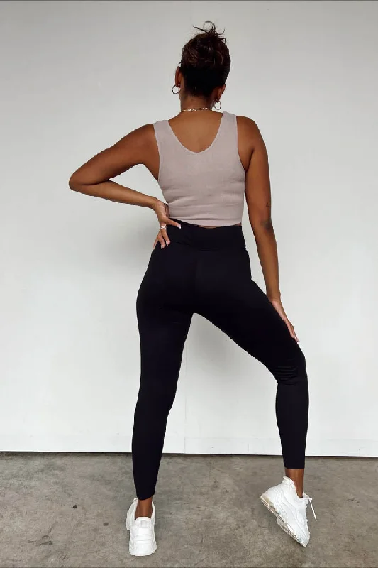 Walk This Way Leggings - Doorbuster