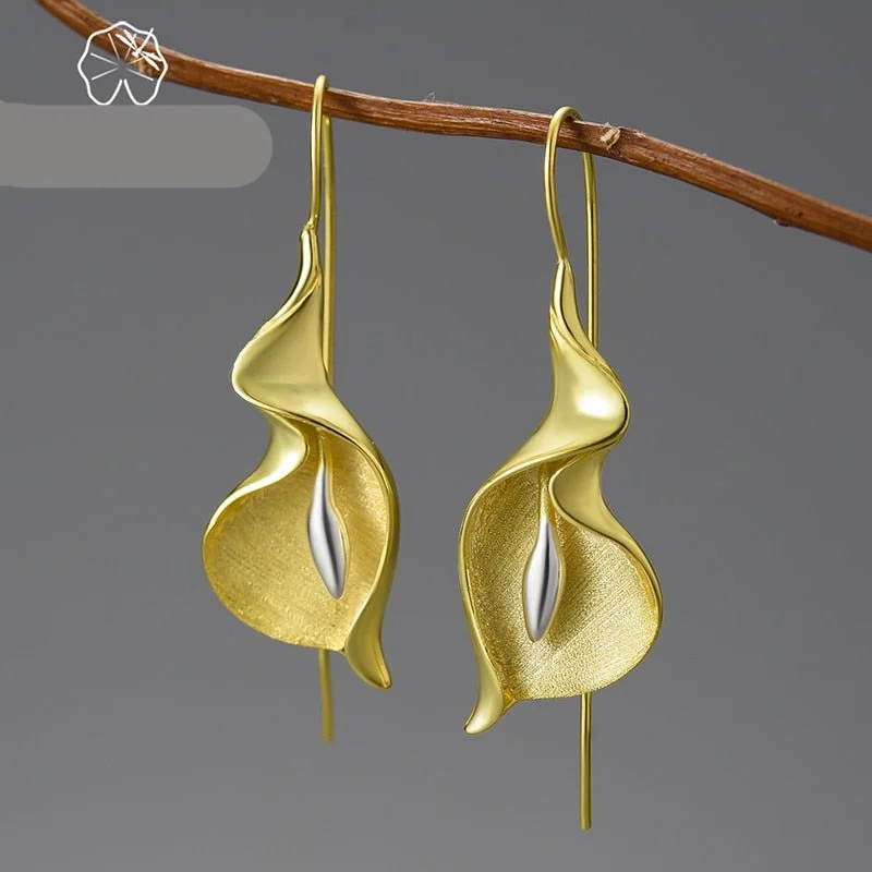 18K Gold Long Hanging New Calla Lily Flower Dangle Earrings