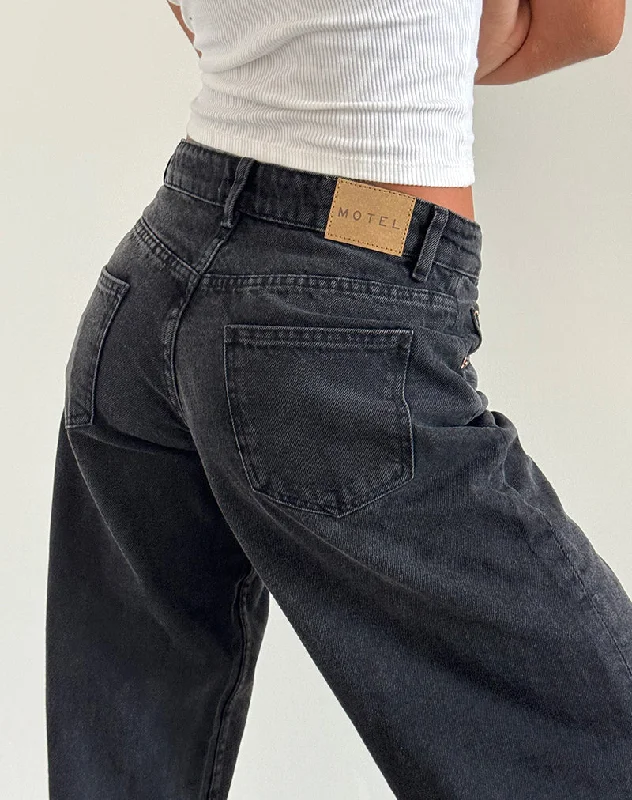 Roomy Extra Wide Low Rise Jeans in Washed Black