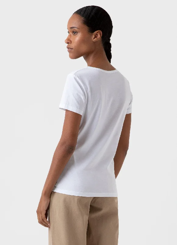 Women's Classic Scoop Neck T-shirt in White