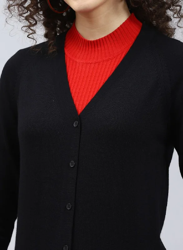 Women Black Solid Pure wool Cardigan